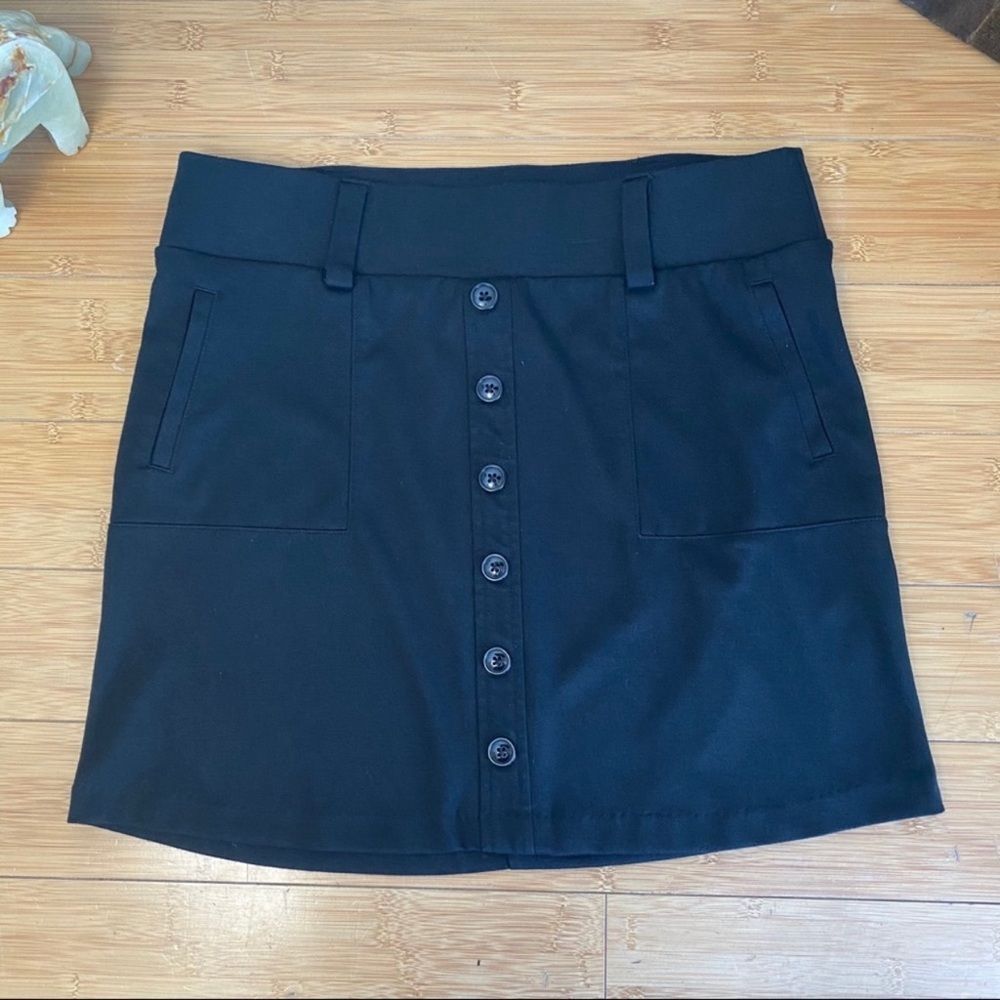 Black Skirt with Pockets - MEDIUM